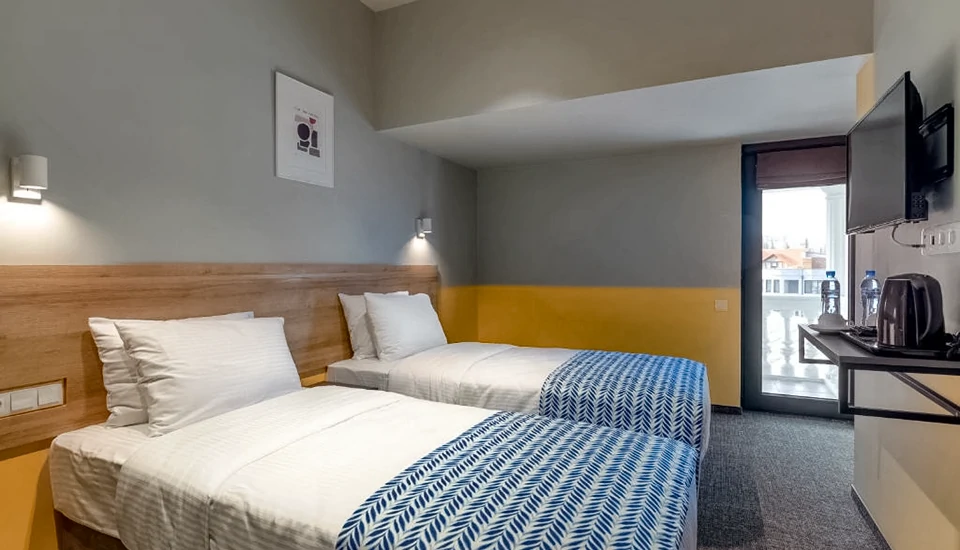 هتل ورا هایلز وتیک تفلیس